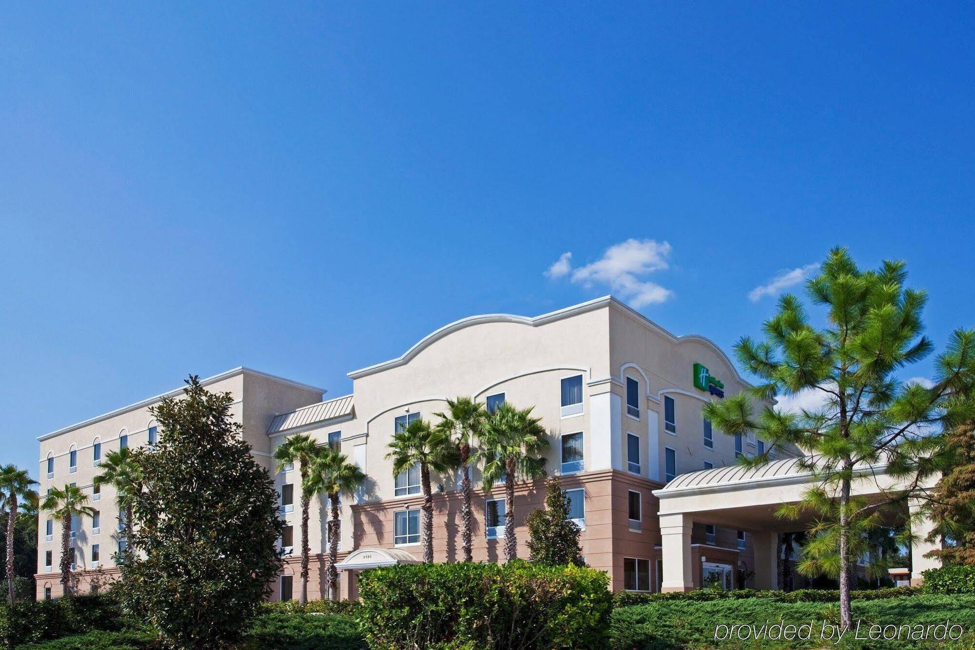 Holiday Inn Express Hotel & Suites Clearwater Us 19 North By Ihg Exterior photo